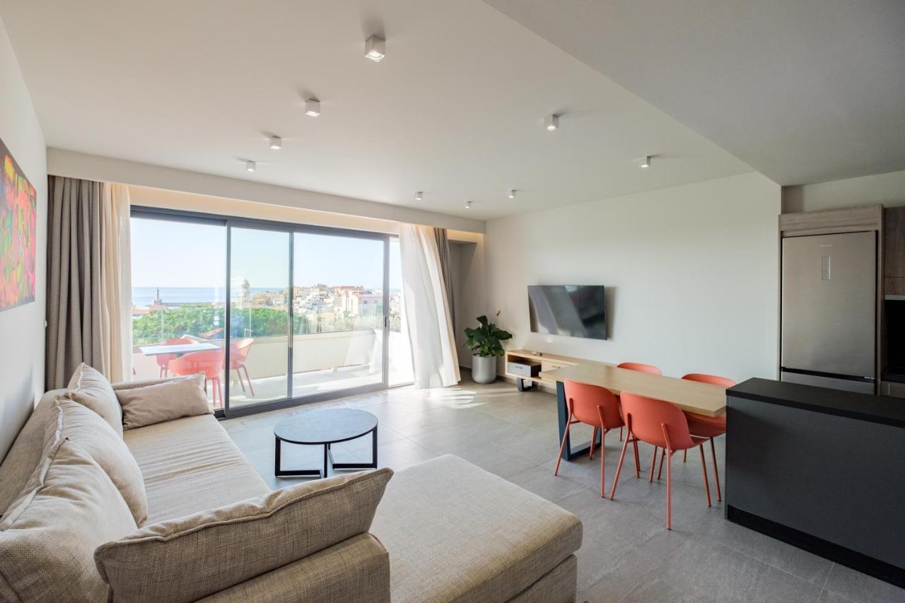 Sky-High 70Sqm Penthouse W. Stunning Views - 05 Apartment Chania  Exterior photo